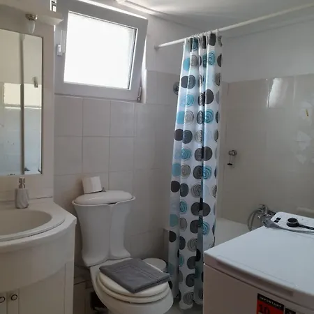 Spacious House Near The Daire *